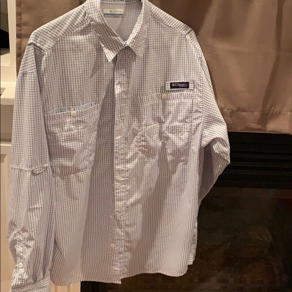 Men’s Columbia long-sleeve